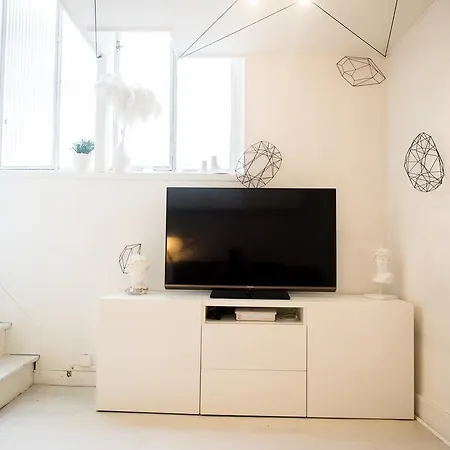 Black&white Luminous Design Latin Quarter Апартаменты Париж