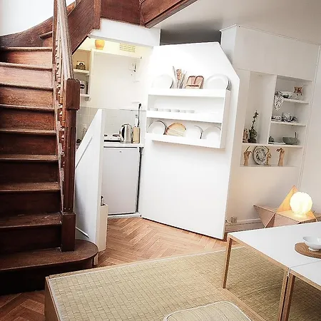 Black&white Luminous Design Latin Quarter Апартаменты *